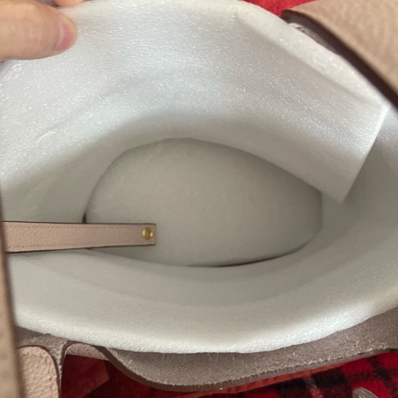 Chic Cream Tote Bag - Picture 4 of 7